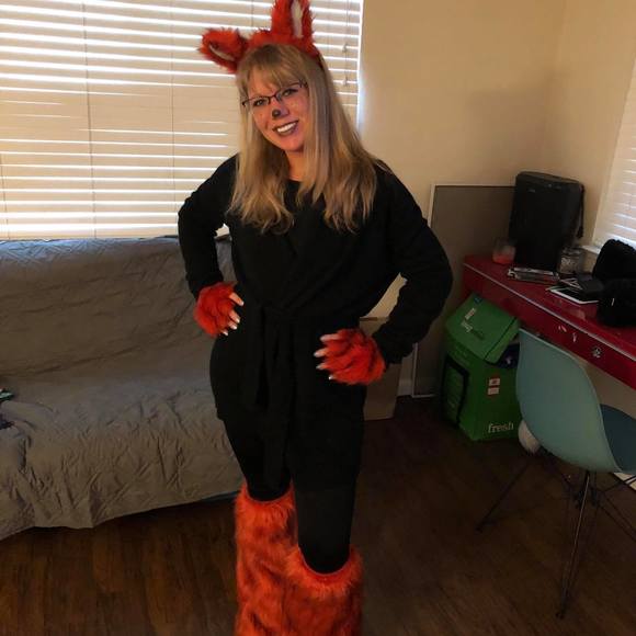 Meet your Posher, Gina - Picture 1 of 1